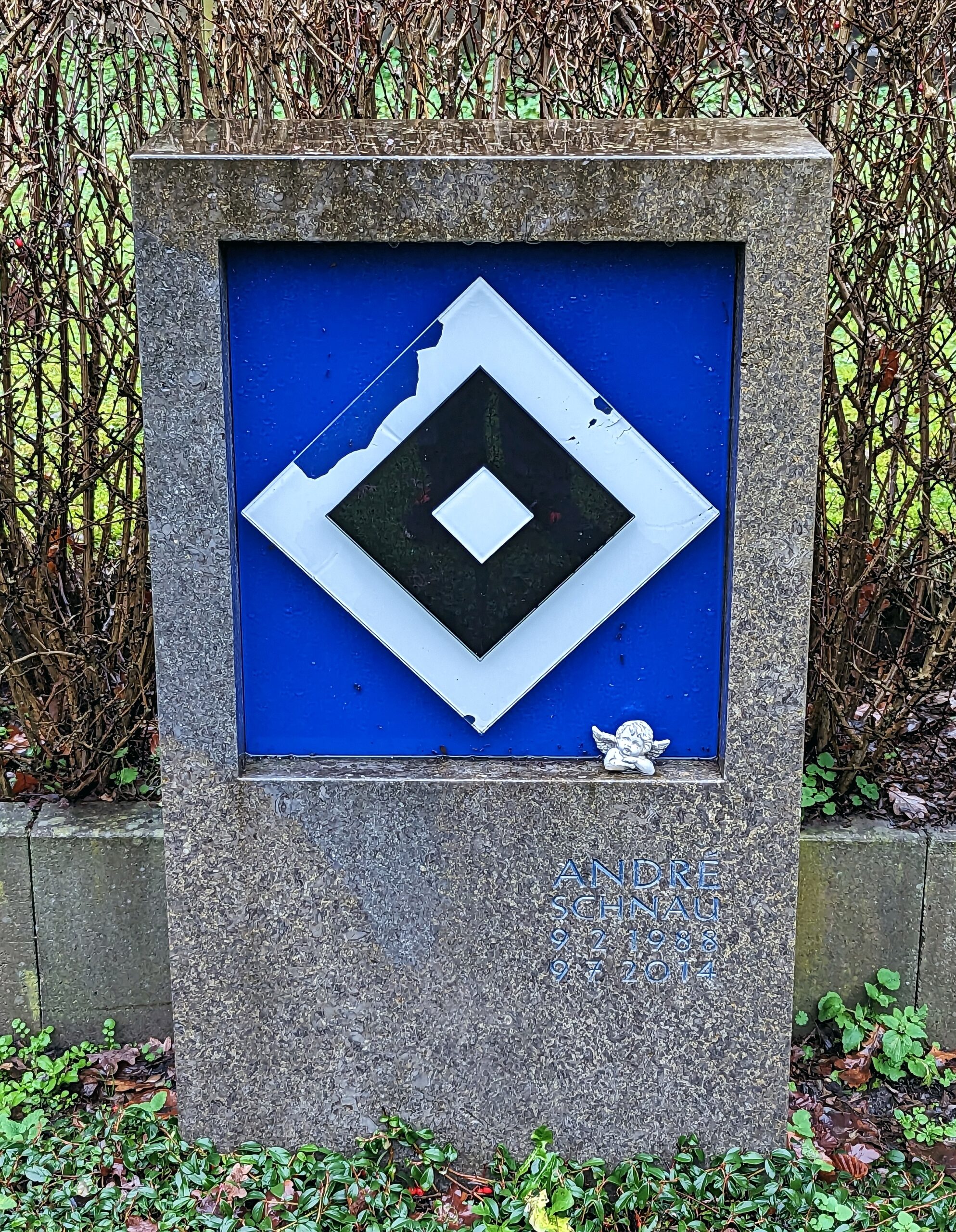 Grab auf dem HSV-Grabfeld in Hamburg