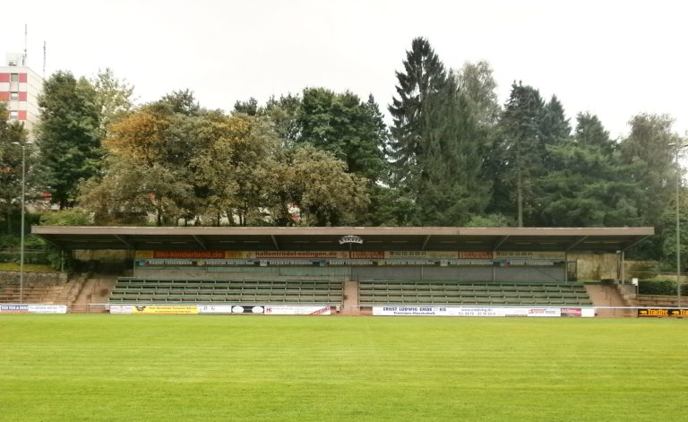 Jahn-Kampfbahn Walder Stadion, Solingen