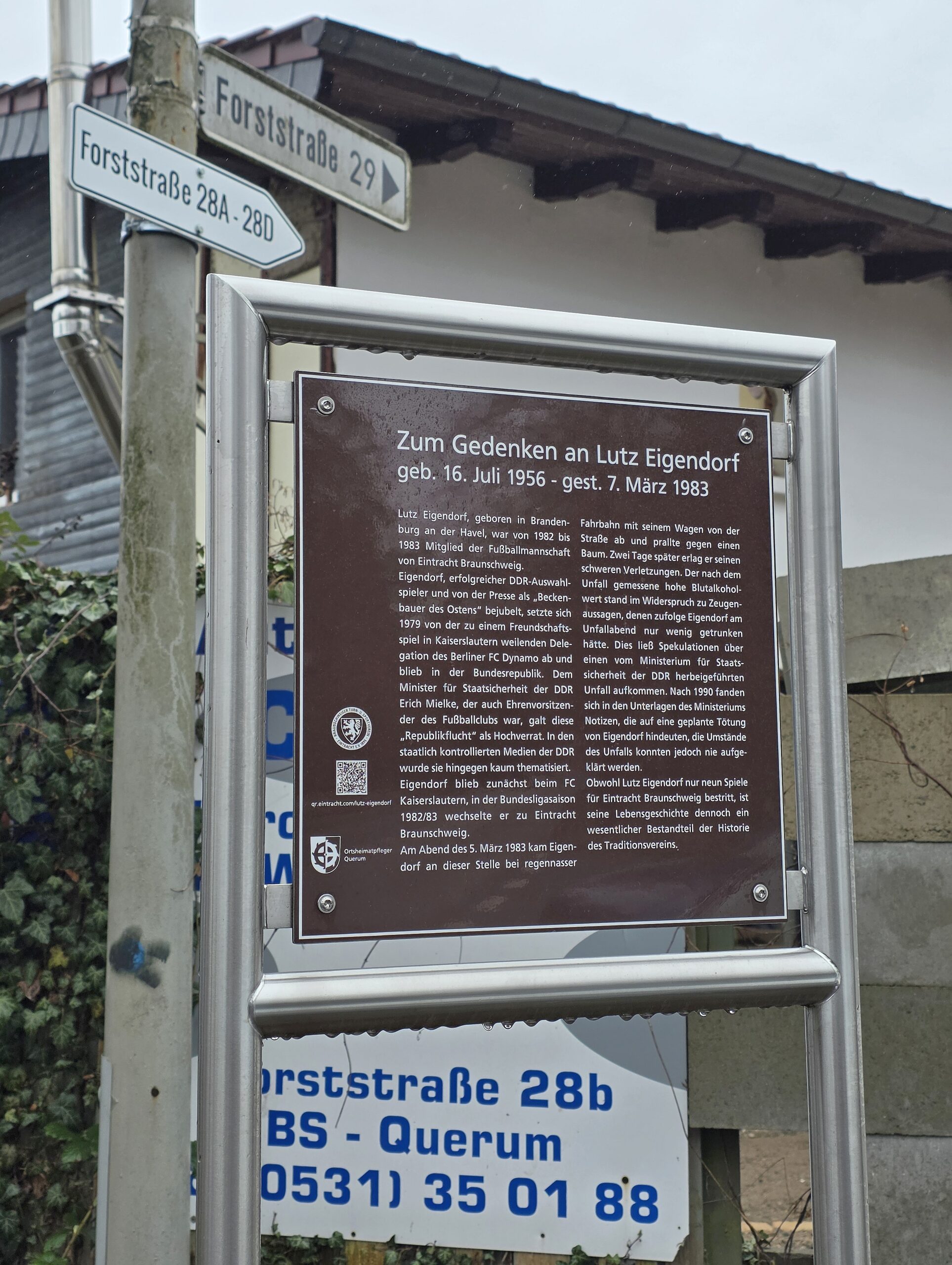 Gedenktafel an der Unfallstelle von Lutz Eigendorf