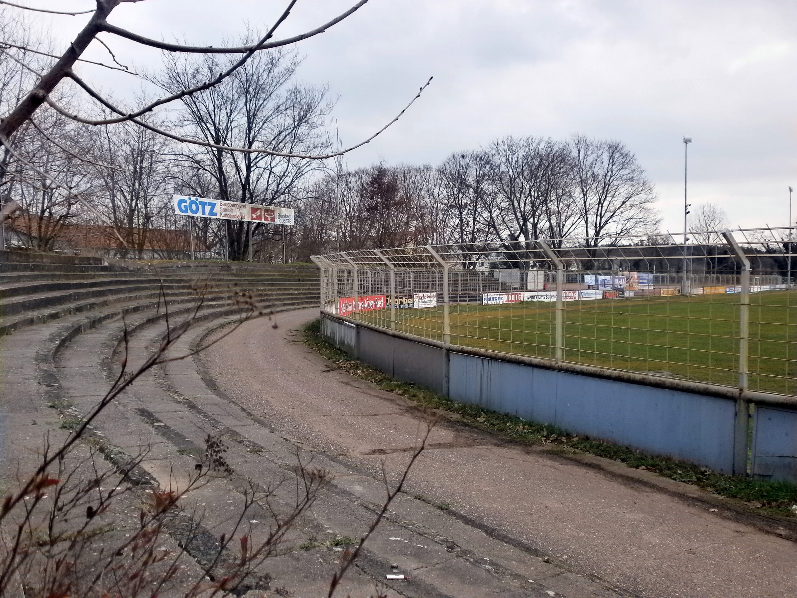Das Robert-Kölsch-Stadion in Bürstadt