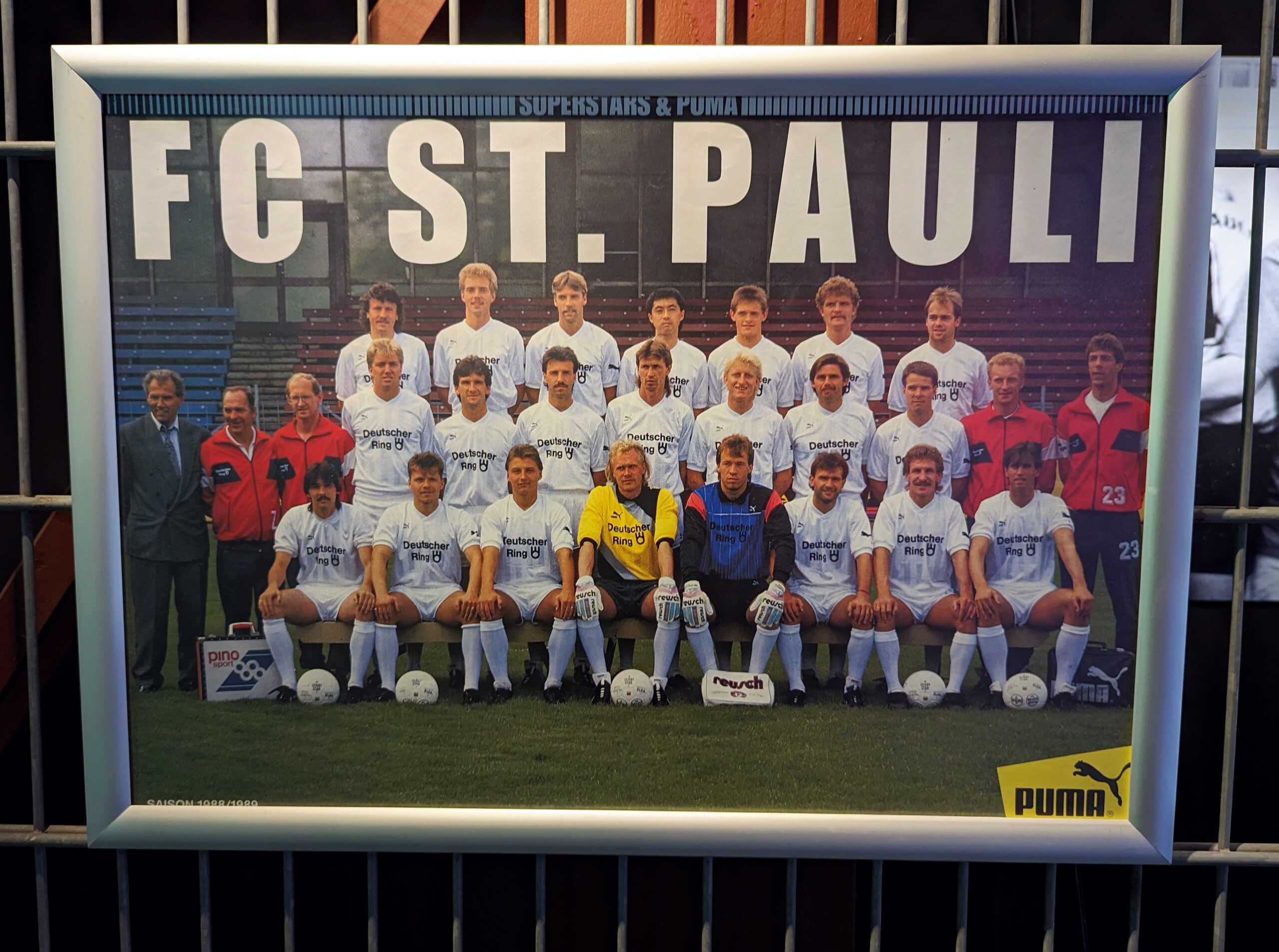 Altes Poster des FC St. Pauli aus den 80er-Jahren