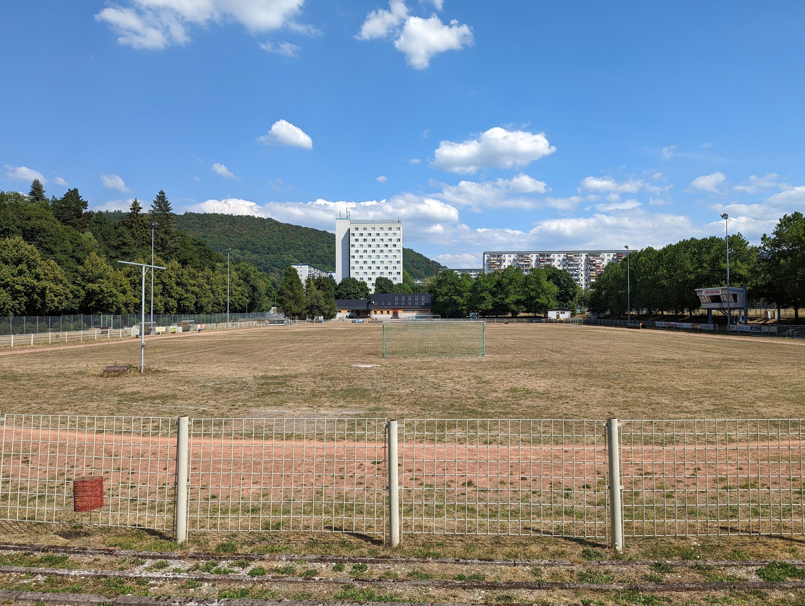 Der ehemalige Sportpark der Freundschaft, das heutige Auestadion in Suhl