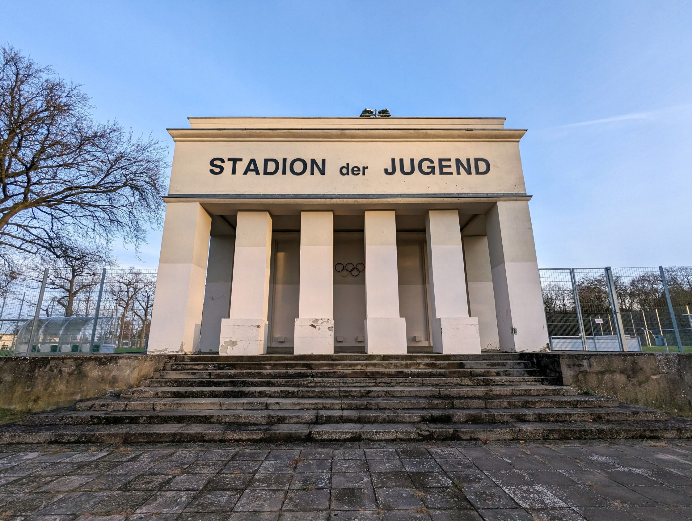 „Pommerns Griechen Tempel“ im Stadion der Jugend, Demmin