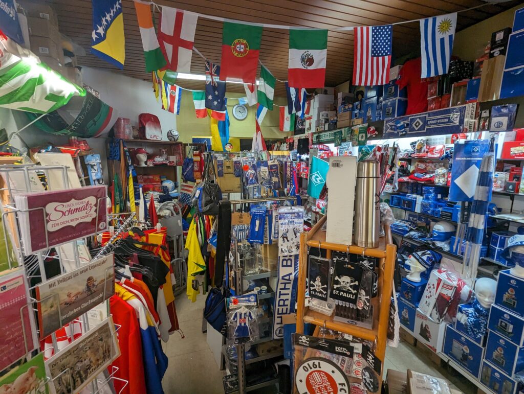 Schmidt's Fanshop. Berlin