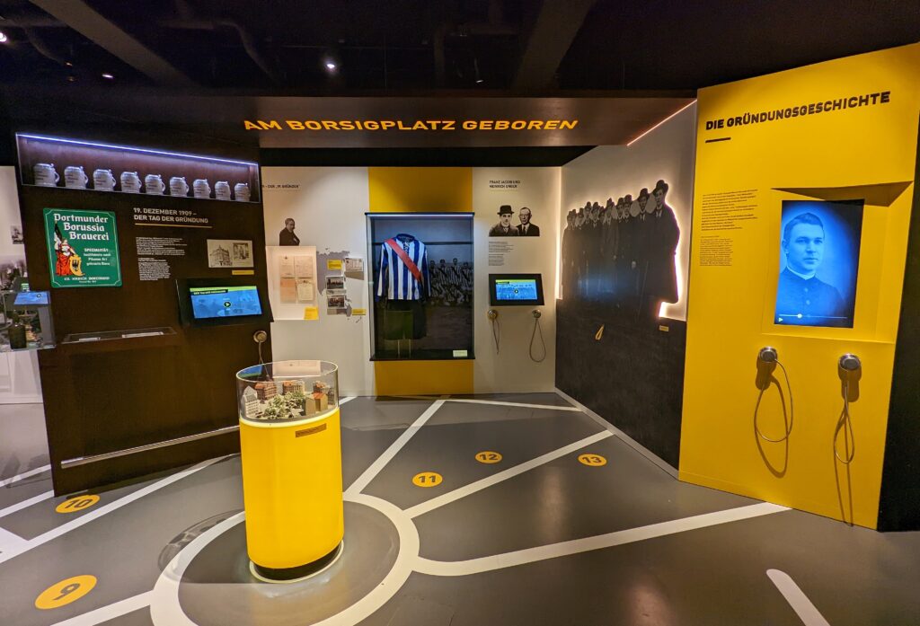 Im BORUSSEUM, dem Dortmunder Vereinsmuseum