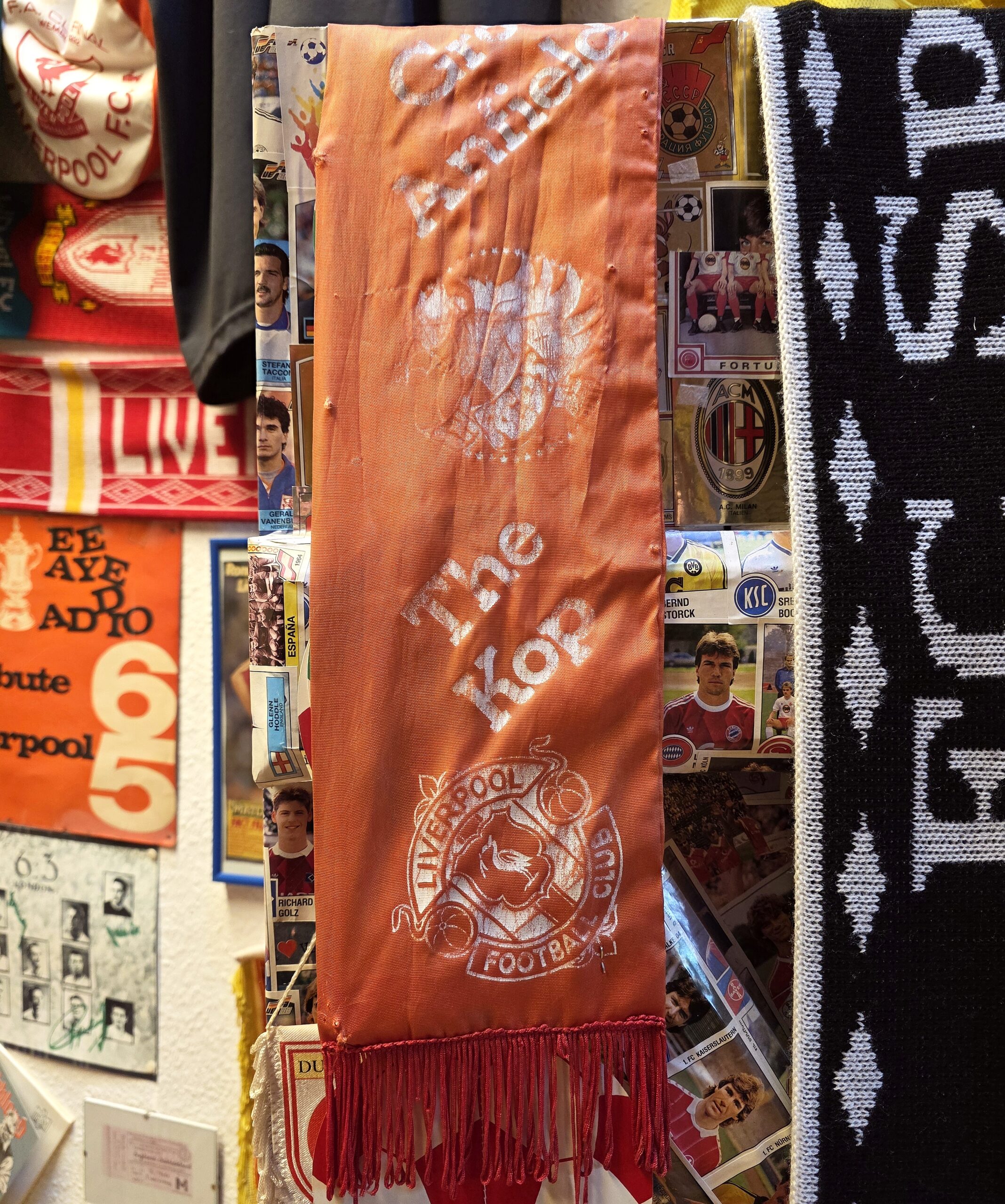 Im Fußballmuseum Springe gibt es viele Souvenirs aus England