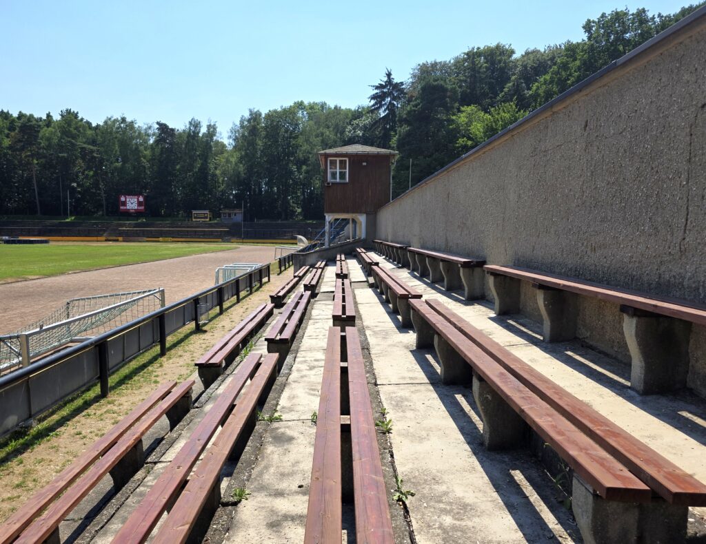 Die Sprecherkabine in der Altenburger Skatbank-Arena