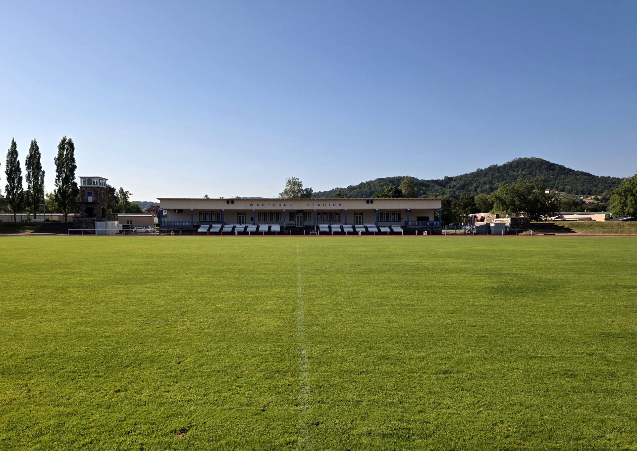 Die Tribüne des Wartburg-Stadions